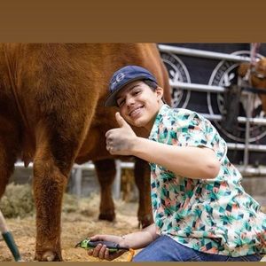 Meet your Posher, Truitt